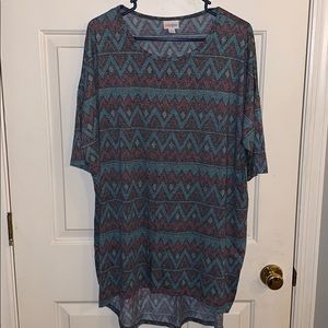 XL Lularoe Irma top.